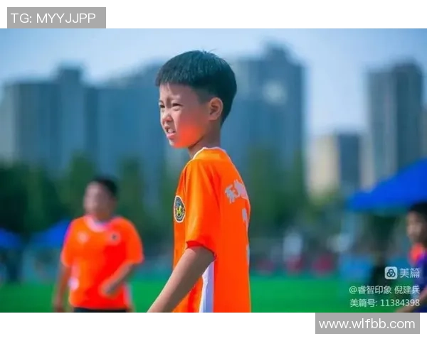 晋江崛起足球巨星成长之路从少年追梦到世界舞台辉煌荣耀