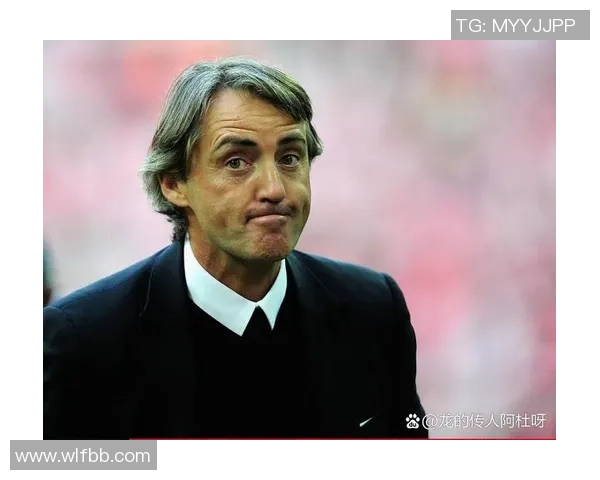 足球界最不为人知的球星背后隐藏的故事与奋斗历程